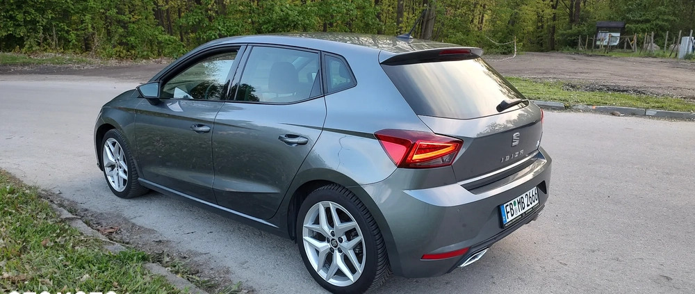 Seat Ibiza cena 53200 przebieg: 120836, rok produkcji 2017 z Tychy małe 67